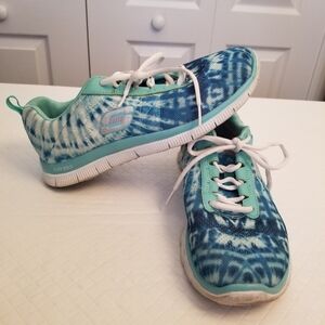 Skechers Skech-Knit, Memory Foam. Women’s 8.5 Mint Green SN11884